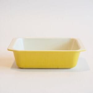 Vintage Pyrex 913 Loaf Pan Lemon Yellow Ovenware Dish USA 1970-1979 GUC